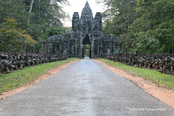 Porte sud Angkor Thom, Angkor, Cambodge