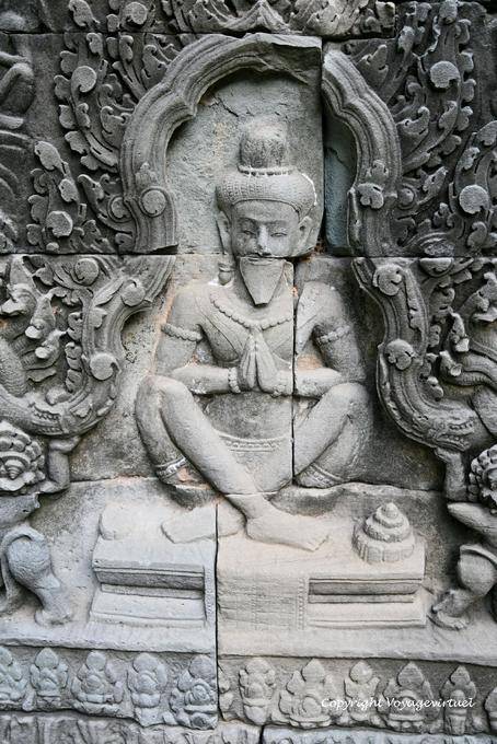 Position de prière, Preah Khan, Angkor, Cambodge