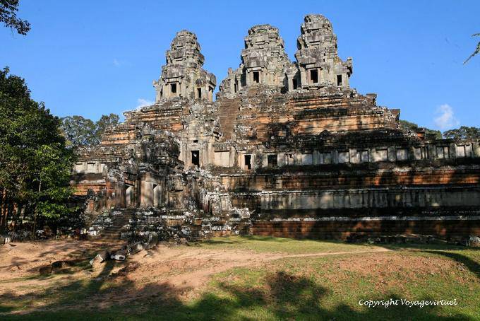 Ta Keo, temple-montagne de 50 mètres de haut, Angkor, Cambodge