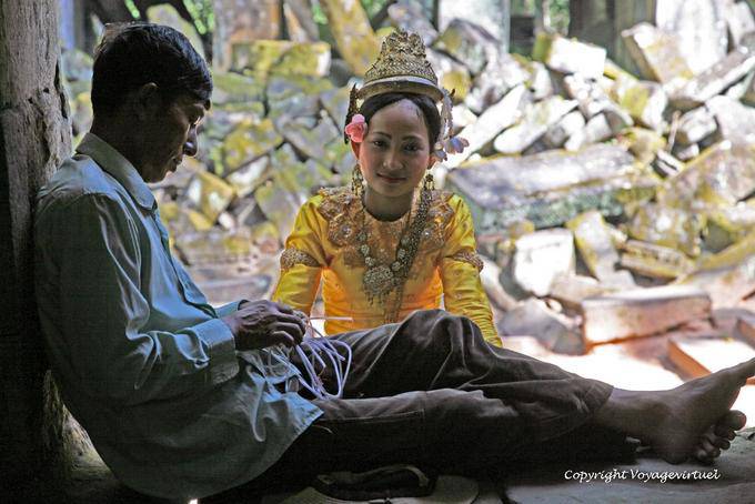 Artisanat et tradition, Ta-Prohm, Angkor, Cambodge