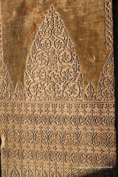 Finesse des motifs d'un décor mural sculpté, Angkor Wat, Angkor, Cambodge