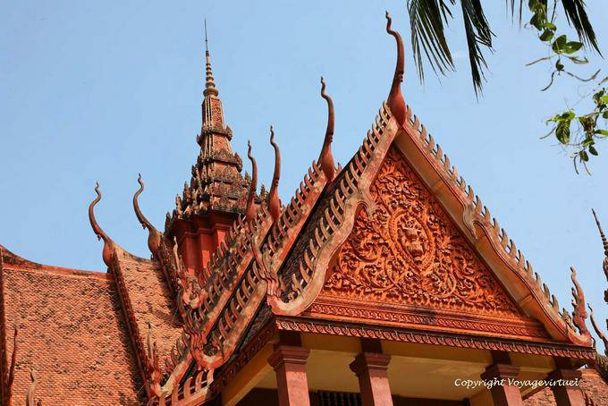 Les toits ciselés du Musée National, Phnom Penh - Cambodge