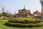 Parterre du jardin devant la salle de danse, Royal palace, Phnom Penh, Cambodge.