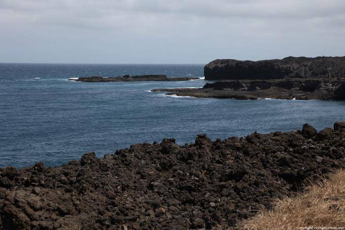 Fogo, Sao Jorge Salinas, laves sur mer - Cap Vert