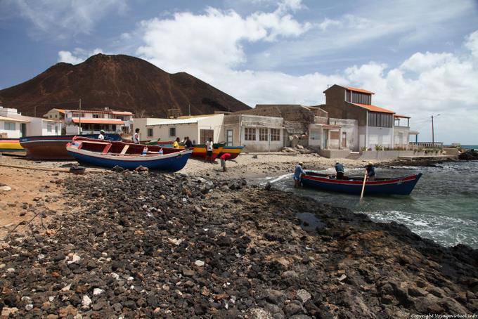 São Vicente, Calhau, pêcheurs au retour - Cap Vert