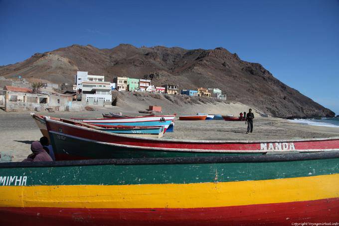 São Vicente, Sao Pedro, vue depuis la plage - Cap Vert