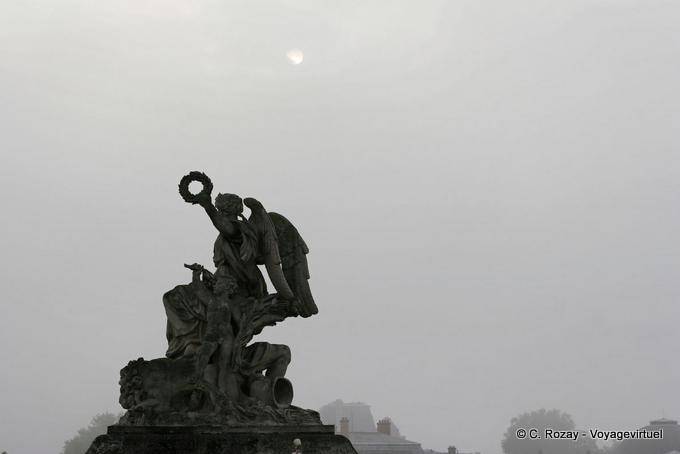Statue de la victoire sur l'Espagne, Versailles