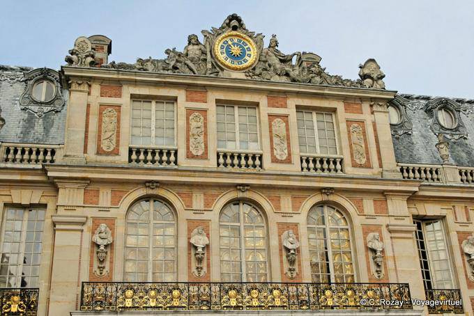 Balcon façade depuis Cour Royale, Versailles