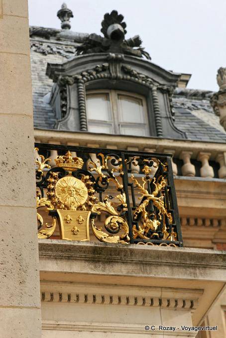 Armoiries du roi soleil, Versailles