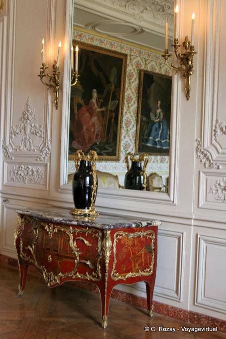 Meuble et glace, Grand Cabinet de Madame Adélaïde, Versailles