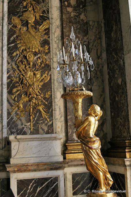 Dorure sur marbre Galerie des glaces, Versailles