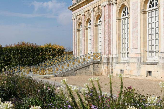 Escalier du salon des Jardins, Grand Trianon, Versailles