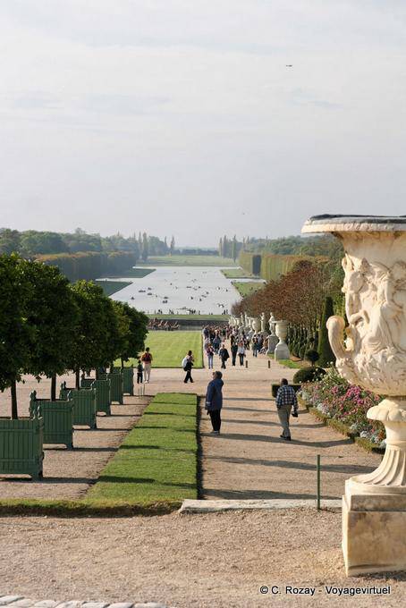 Vue sur l'Allée Royale et le Grand Canal, Versailles