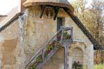 Escalier sur façade Est du Colombier, Hameau de la Reine, Versailles