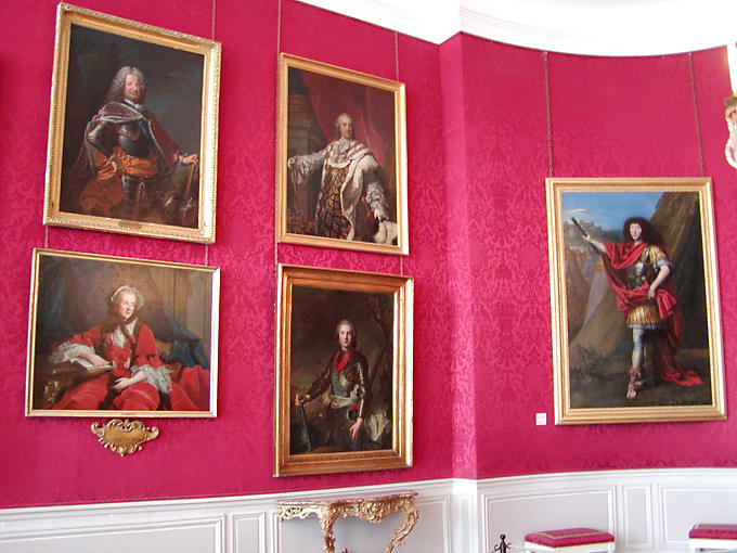 Tableaux des rois, Château de Chambord, France.