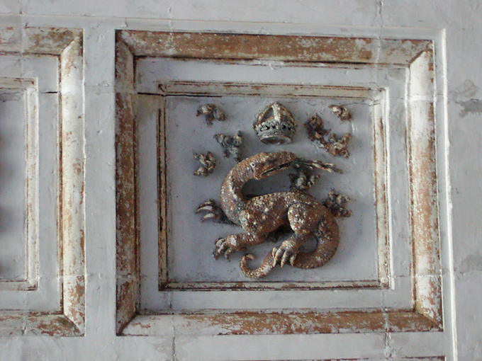 Emblème de François Premier, le Château de Chambord, France.