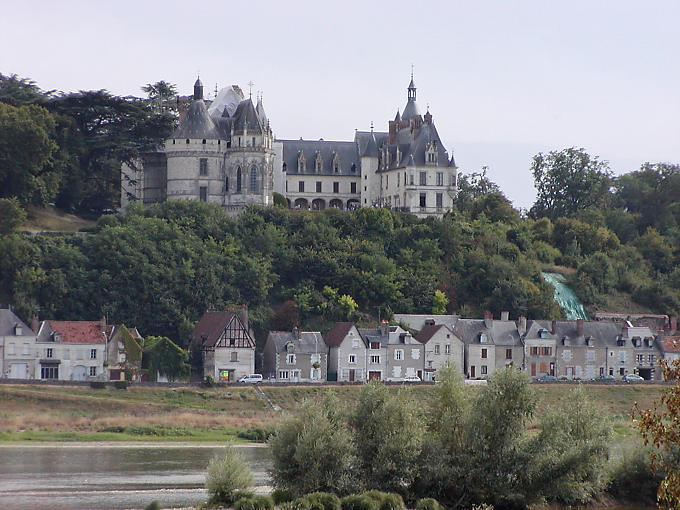 Village et Château de Chaumont-sur-Loire, France.