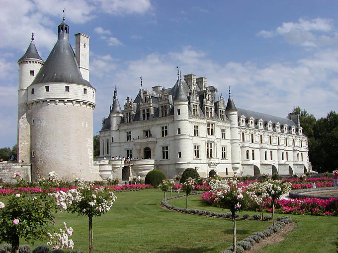 Jardin de Catherine de Médicis, Château de Chenonceau, France.