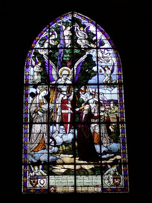 Vitrail Jeanne d'Arc église de Clamecy, France.