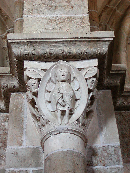 Daniel sauvé des lions, basilique de Vézelay, France.