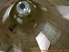 Intérieur de l'escalier central à double-hélice, Château de Chambord, France.
