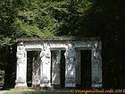 Caryatides du parc, Chenonceau, France.
