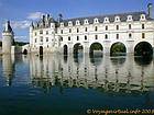 Promenade en barque sur le Cher, Château de Chenonceau, France.