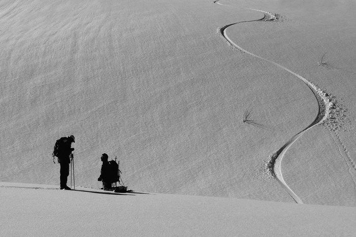 Swiiitch... randonnée en raquettes et descente en snowboard en vallée d'Aspe
(Pyrénées)
Mots-clés: Surf des neiges chute traces snowboard