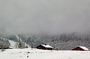 Ciel chargé de neige sur le val de Mouthe
Mots-clés: Mouthe Haut-Doubs