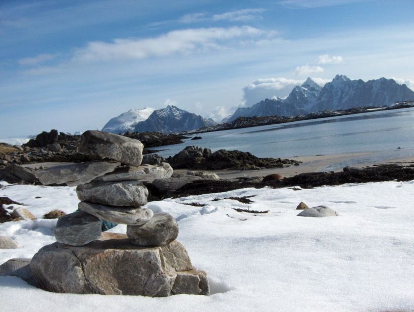 Inukshuk, îles Lofoten en Norvège
Photographie prise dans les îles Lofoten en Norvege
Mots-clés: Norvège Inukshuk