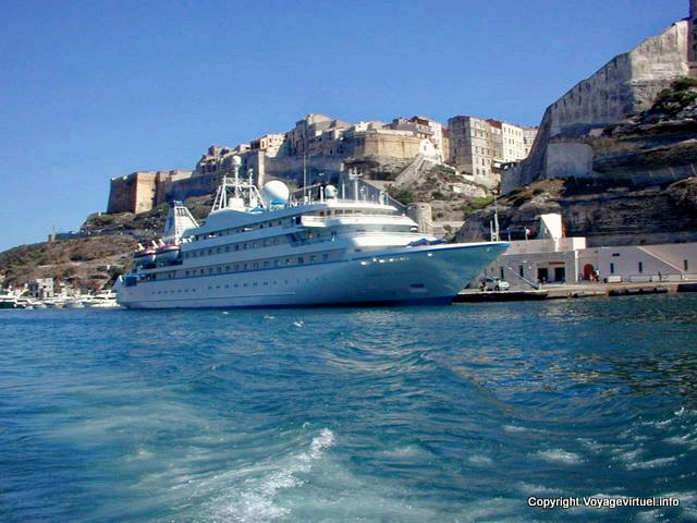 Port de Bonifacio, Corse - France