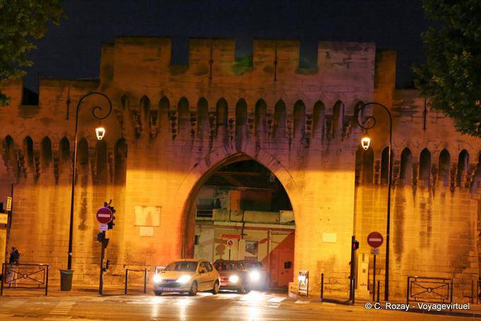 La porte Saint-Roch, Avignon by night, Provence, France