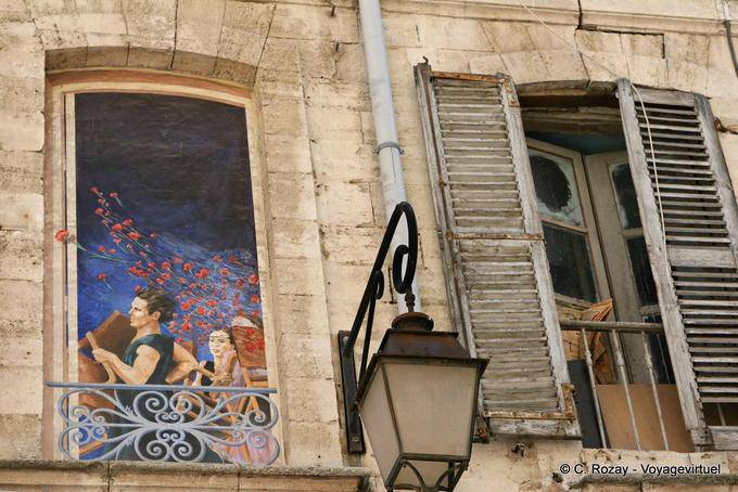 Peint par Dominique Durand et Marion Pochy, trompe-l'oeil d'Avignon, Provence, France