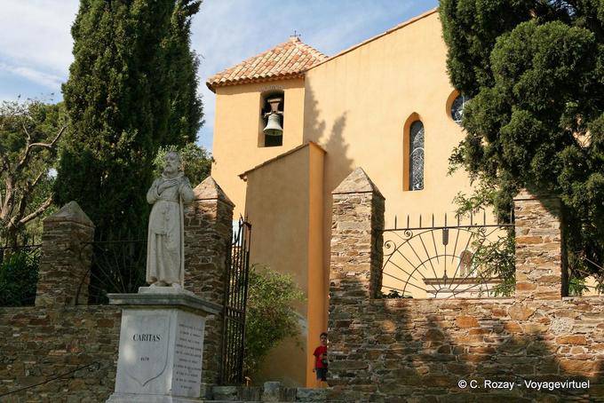 Bormes-les-Mimosas, statue Caritas, Provence, France