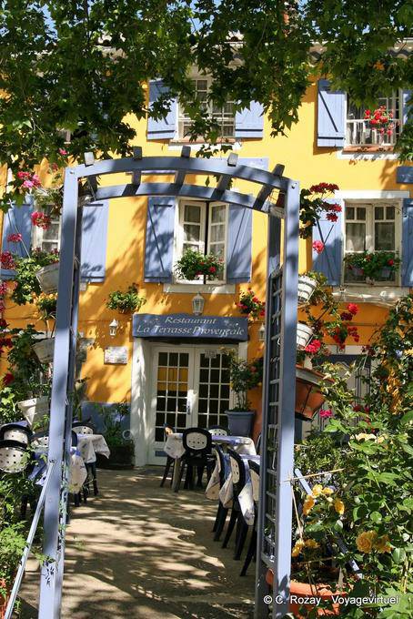 Collobrières, restaurant la Terrasse Provençale, Provence, France