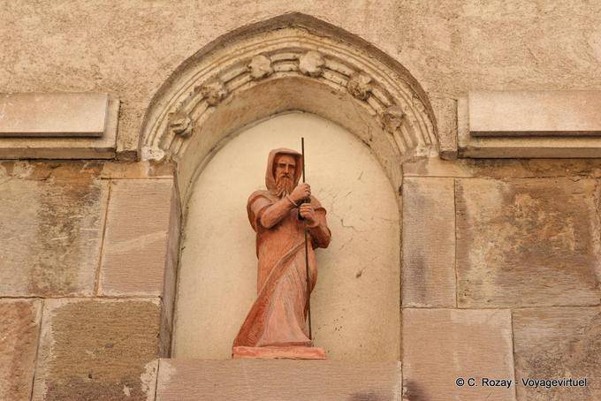 Fréjus, Statue sur la Chapelle Saint-François de Paule, Provence, France