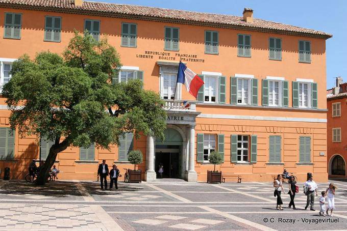 Fréjus, la mairie de la ville, Provence, France