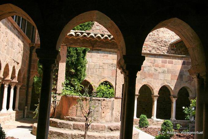 Cloître de la cathédrale de Fréjus, Provence, France