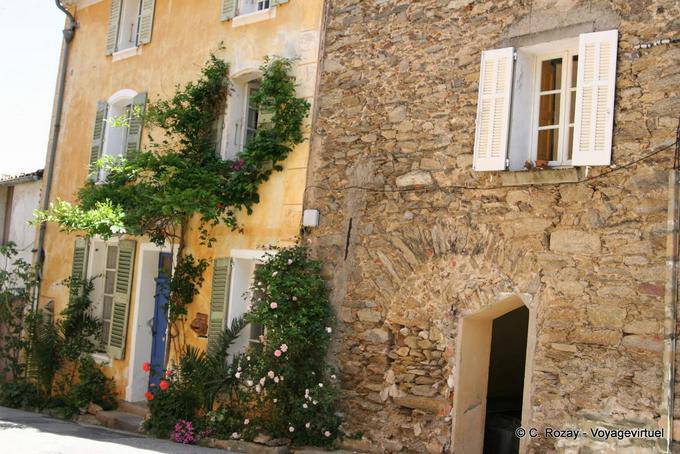La Garde-Freinet, beauté de l'habitat, Provence, France