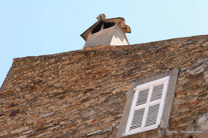 La Garde-Freinet, cheminée provençale, Provence, France