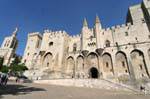 Le Palais des Papes, vue générale de la façade extérieure, Avignon, France.