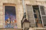Peint par Dominique Durand et Marion Pochy, trompe-l'oeil d'Avignon, France.