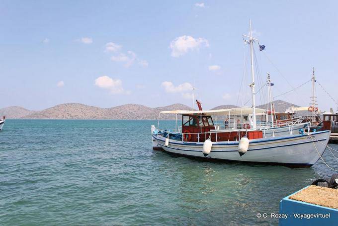 Face à l'îlot de Spinalonga, Elounda - Crète, Grèce