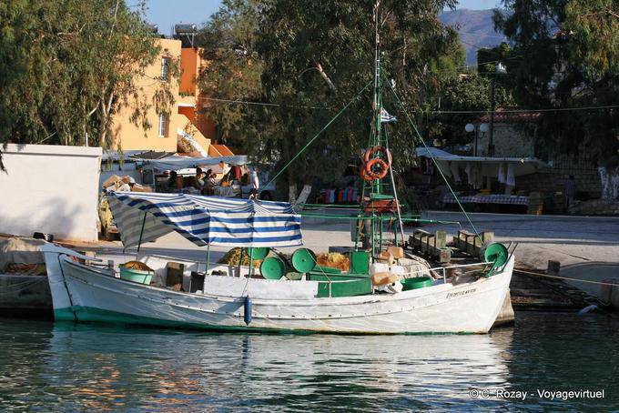Bateau de pêche traditionnel, Georgioupoli - Crète, Grèce