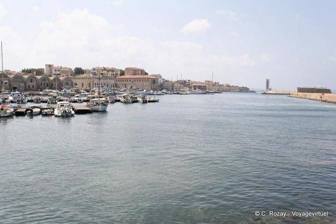 Vue sur port Chania (La Canée) - Crète, Grèce