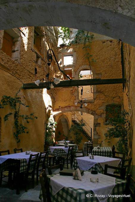 Chania (La Canée) Restaurant à ciel ouvert - Crète, Grèce