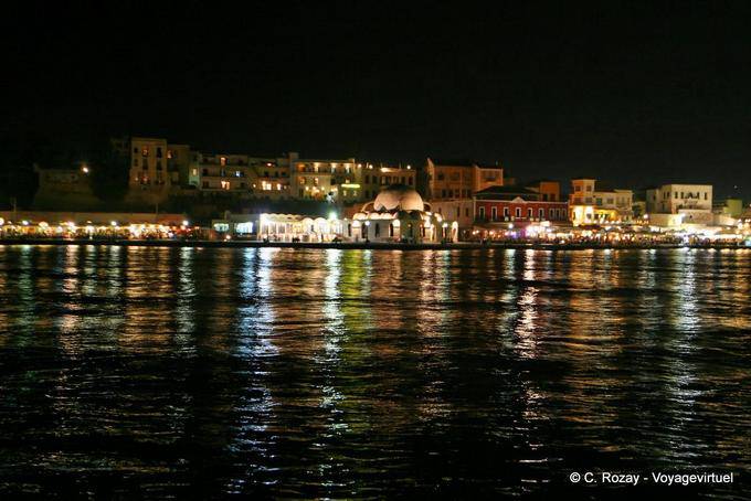 Côté turc du port en nocturne, Chania (τα Χανιά) - Crète, Grèce