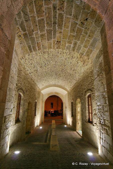 Passage de fortification, Chania (La Canée) - Crète, Grèce