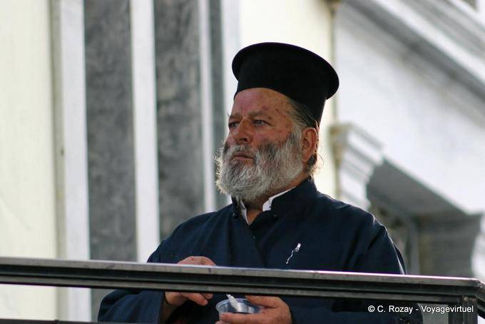 Le pop orthodoxe de Lagou, Lassithi - Crète, Grèce