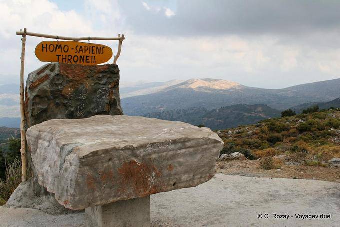 Homo-sapiens throne ... Ascend and be near god !! museum Hersonissos, Lassithi - Crète, Grèce